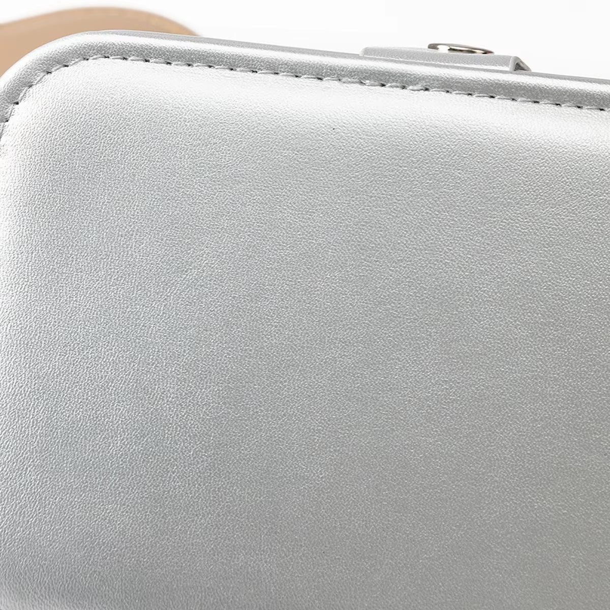 Portable Multi-Compartment Jewelry Box with Velvet Lining - Travel-Friendly Pink Jewelry Organizer for Accessories